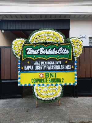 Papan Bunga Duka di Gunungmalang